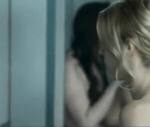 Maggie Civantos, Berta Vázquez Nude - Locked Up (2015) s01
