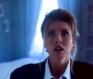 Melissa Moore, Lorissa McComas, etc Nude - Stormswept (1995)