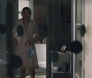 Michelle Williams Nude - Incendiary (2008)