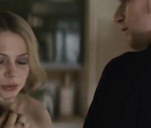 Michelle Williams Nude - Incendiary (2008)