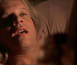 Monica Bellucci Nude - Le pacte des loups (2001)