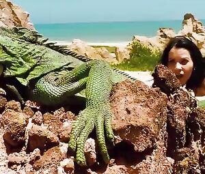 Nathalia Dill, Lívia De Bueno Nude - Paraísos Artificiais (BR 2012)