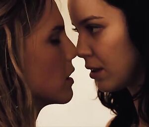 Nathalia Dill, Lívia De Bueno Nude - Paraísos Artificiais (BR 2012)