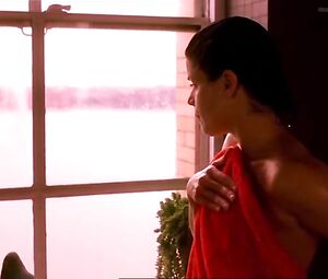 Neve Campbell, Megan Pipin, Joelle Carter Nude - When Will I Be Loved (US 2004)