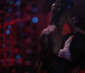 Nikki Vanderdyz Nude - Insecure s01e08 (US 2016)