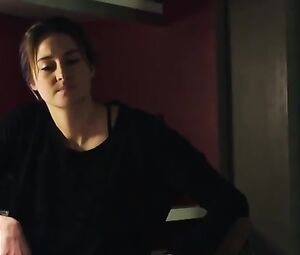 Shailene Woodley Nude - Snowden (2016)