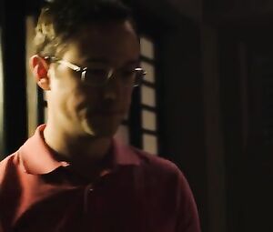 Shailene Woodley Nude - Snowden (2016)
