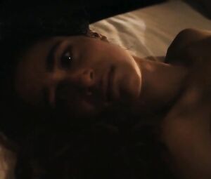 Shelly Levy Nude - Eliten (2015)