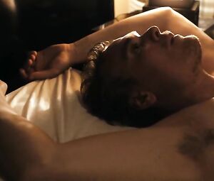 Shelly Levy Nude - Eliten (2015)