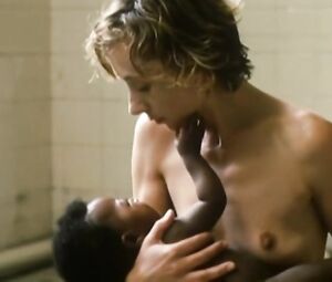 Sylvie Testud Nude - Mange, ceci est mon corps (2007)