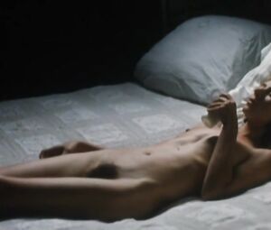 Sylvie Testud Nude - Mange, ceci est mon corps (2007)
