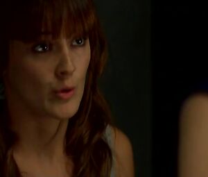 Duna Jove Nude - Mentiras y gordas (2009)