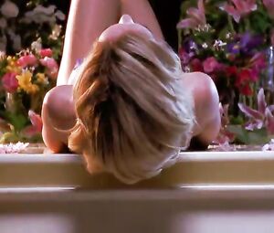 Jena Malone Nude - The Shoe - Dead Rabbit Hopes (2014)