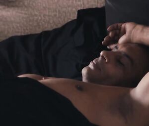 Kate Moran Nude - Cannabis s01e04 (2016)