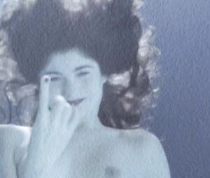 Maria Aura Nude - Amar (2009)