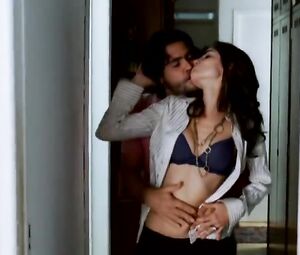 Maria Aura Nude - Amar (2009)