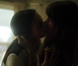 Rooney Mara, Catherine Zeta-Jones Nude - Side effects (2012)