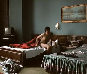 Sibel Kekilli Nude - Gegen die wand (2004)