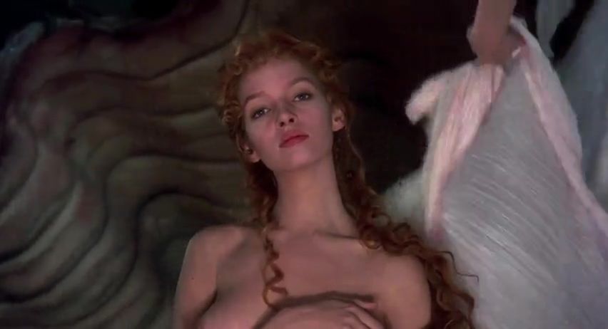 Uma Thurman Nude - The Adventures of Baron Munchausen (1988) Video Â» Best  Sexy Scene Â» HeroEro Tube