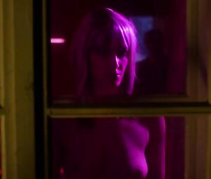 Violetta Schurawlow, Stephani Burkhard Nude - Die Holle - Inferno (2017)