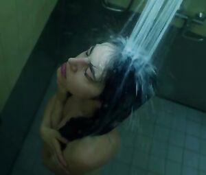 Violetta Schurawlow, Stephani Burkhard Nude - Die Holle - Inferno (2017)