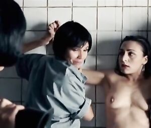 Candela Pena Nude - Los anos desnudos (2008)