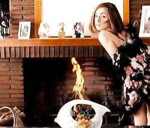 Candela Pena Nude - Los anos desnudos (2008)