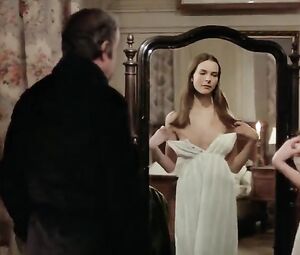 Carole Bouquet, Angela Molina Nude - That Obscure Object of Desire (1977)