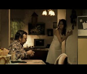 Elizabeth Cervantes Nude - El infierno (2010)