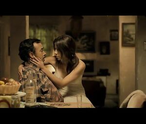 Elizabeth Cervantes Nude - El infierno (2010)