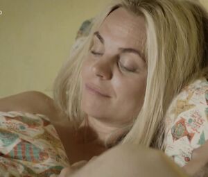 Milena Minichova Nude - Trpaslรญk s01e05 (2017)