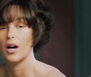 Paz de la Huerta Nude - Nurse 3D (2013)