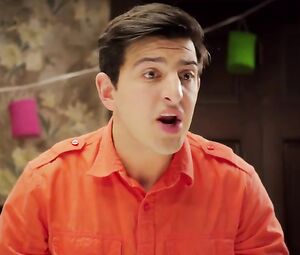 Anna Beletzki, Grace Roubidoux Nude - Alpha House (2014)