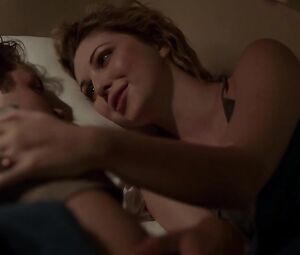 Emmy Rossum Nude, Isidora Goreshter, Sammi Hanratty - Shameless (2018) s08e10