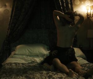 Monica Bellucci Nude - Mozart in the Jungle s03e03 (2016)