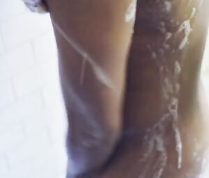Naima Ramos-Chapman Nude - And Nothing Happened (US 2016)
