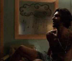 Teresa Palmer Sexy - Lights Out (2016)