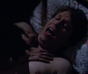 Jamie Lee Sexy - Crashing s02e01 (2017)