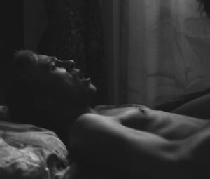 Jessy Moravec Nude - Lasst die Alten sterben (2017)