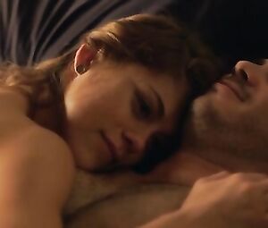 Lindsey Shaw - Temps (2016)