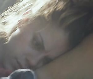 Lindsey Shaw - Temps (2016)