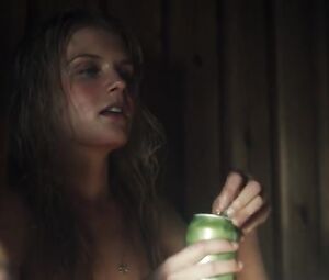 Alina Tomnikov Nude - Donna s01 (2018)