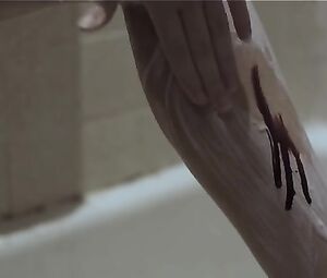 Amanda Baker sexy โ Lizzie (2012)