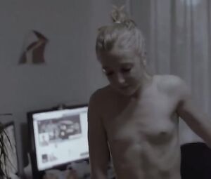 Maude Apatow Naked