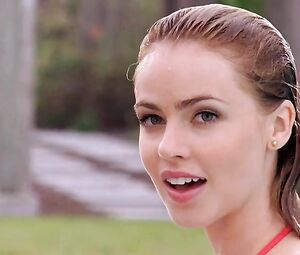 Amanda Schull Sexy - One tree hill (2009) s07e08