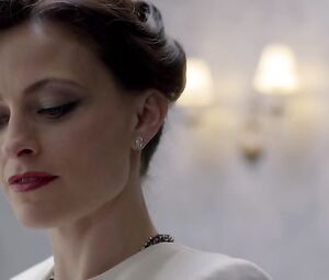 Lara Pulver Nude - Sherlock (2012) s02e01