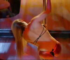 Ines De Tavira Nude - El Alien y Yo (MX 2016)