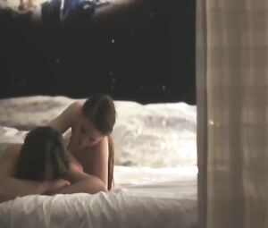 Melanie Seeland Nude - Exodos (2011)