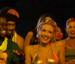 Nicky Whelan sexy - The Wedding Ringer (2015)