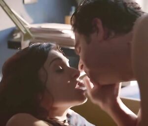 Pegah Ferydoni Nude - Pastewka s08e09 (2018)
